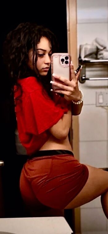Full leaked Jadeli rosa  page private onlyfans photo