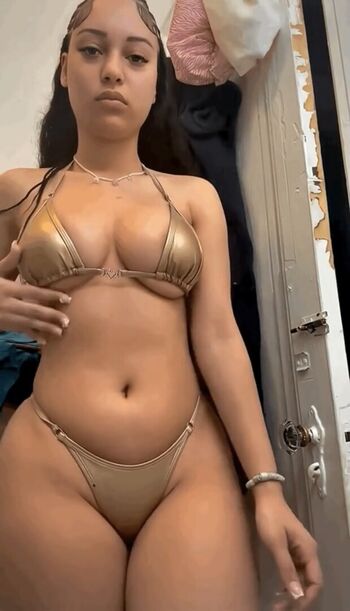Full leaked Jadeli rosa private onlyfans photo