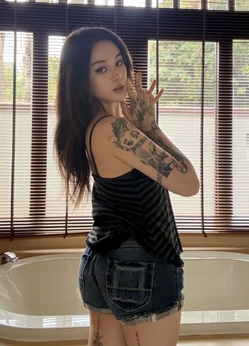Full leaked Jadeyanh  page private onlyfans photo