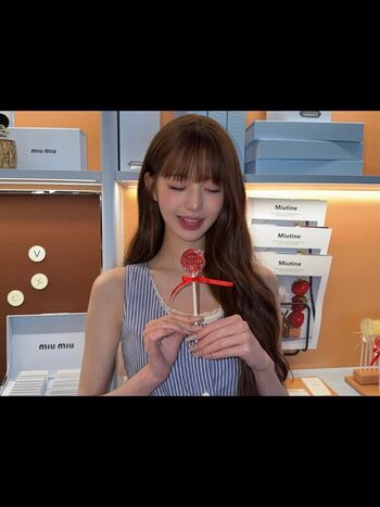 Jang Won-young