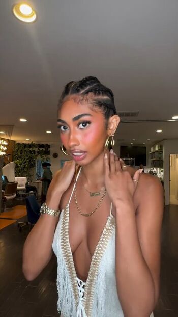 Jasmine Chola