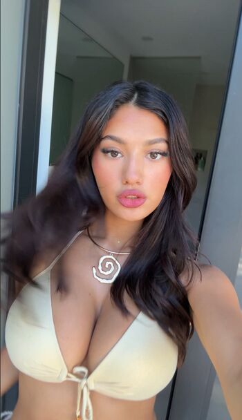 jasmine_lillyyyy