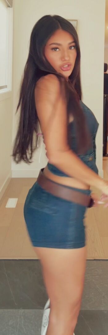 jasmine_lillyyyy
