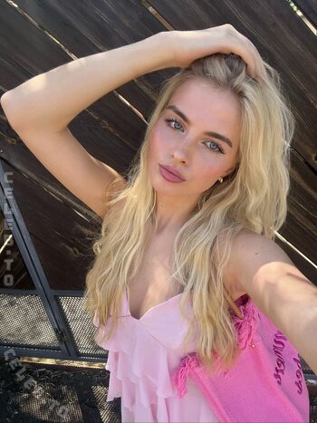 Full leaked Jellina ly private onlyfans photo