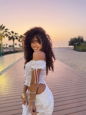 Full leaked Fiona vaccaro/ private onlyfans photo