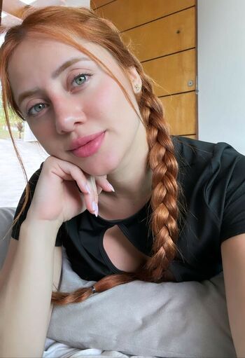 Jennefer Karoline