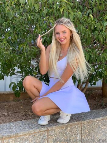 Jenni Blue 
