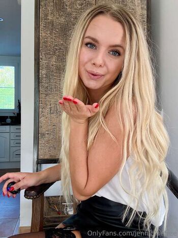 Jenni Blue 