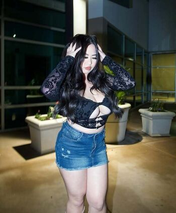 Jennifer Vang