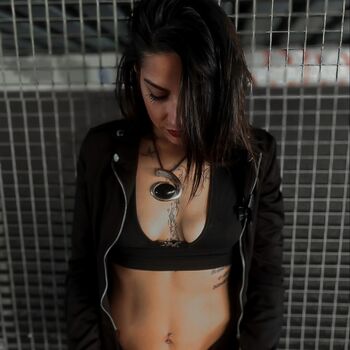 Jenny Sixx