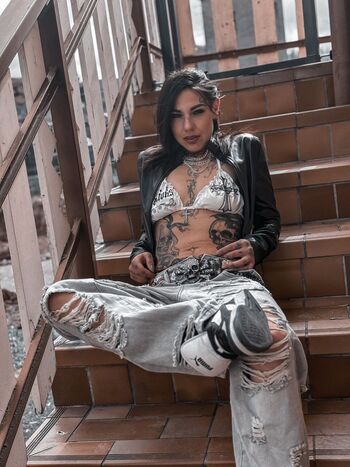 Jenny Sixx