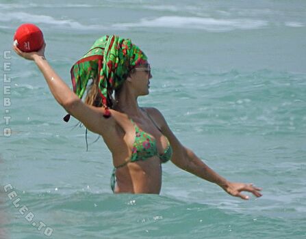 Jessica Alba