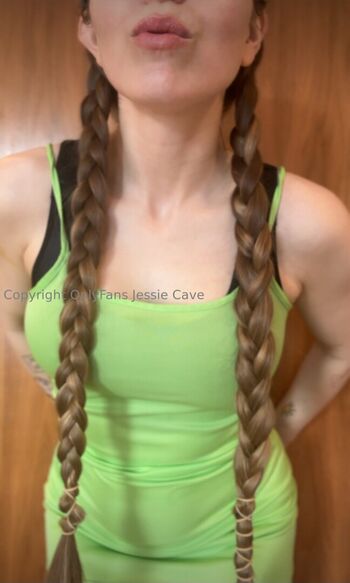 Jessie Cave