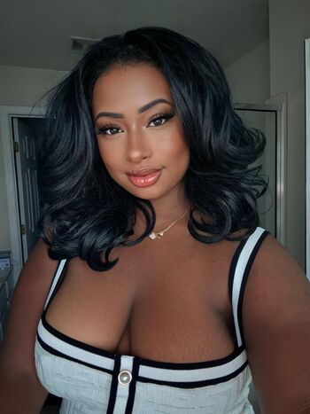 Full leaked Jharionne private onlyfans photo