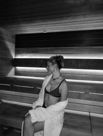 Full leaked Badvanne/ private onlyfans photo
