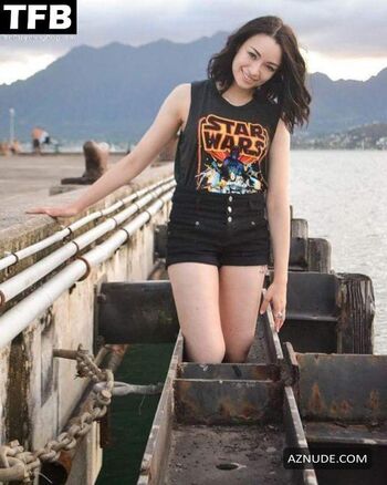 Full leaked Jodelle ferland page private onlyfans photo