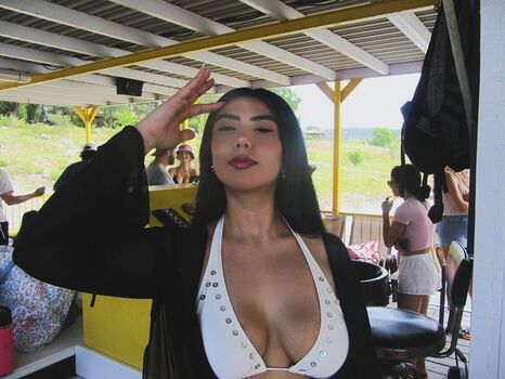 Full leaked Karlie montana/ private onlyfans photo