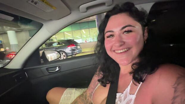 Josiejaxxon Hotwife