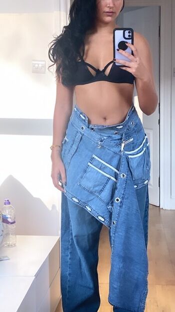 Joy Crookes
