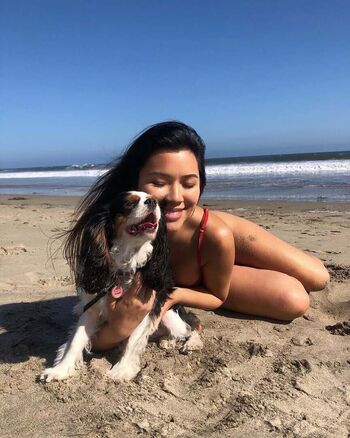 Julia Kelly