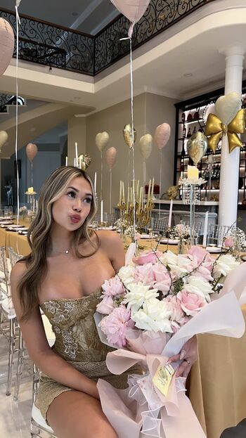 Full leaked Julieeepham private onlyfans photo