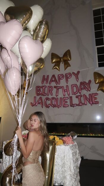 Full leaked Julieeepham private onlyfans photo