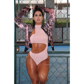 Jully Oliveira