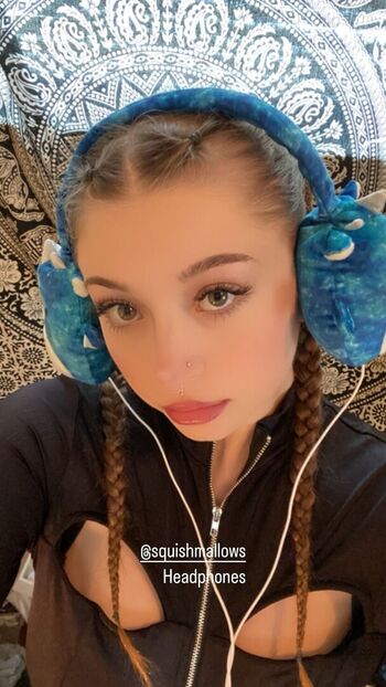 justagirlinherhead