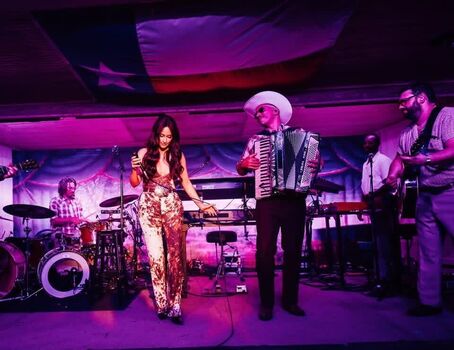 Full leaked Kacey musgraves page private onlyfans photo