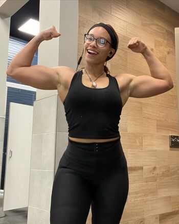 Kaci Lennox