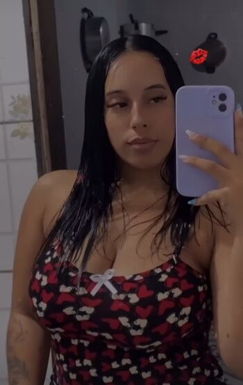 Full leaked Chee cha/ private onlyfans photo