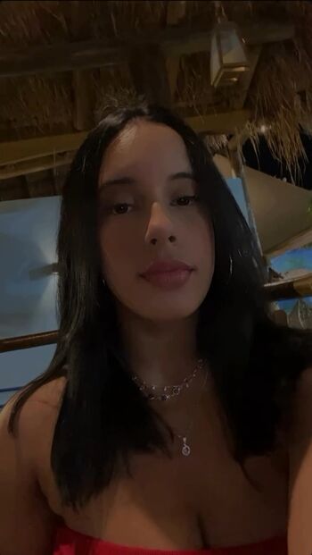 Full leaked Ana pacella/ private onlyfans photo