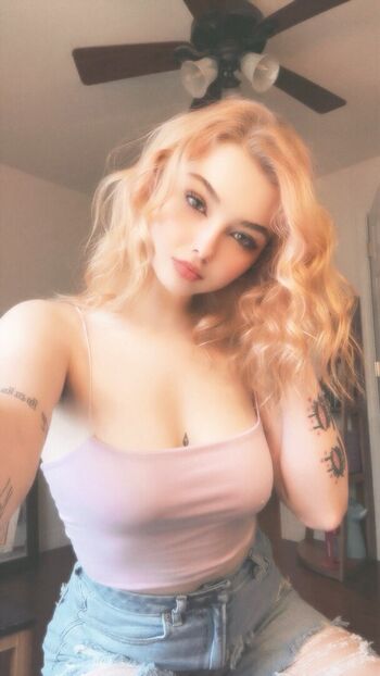 Karen Nicole
