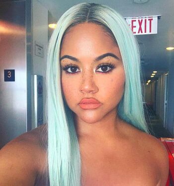 Kat Deluna
