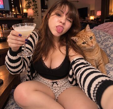 katie_elizzy_bugs