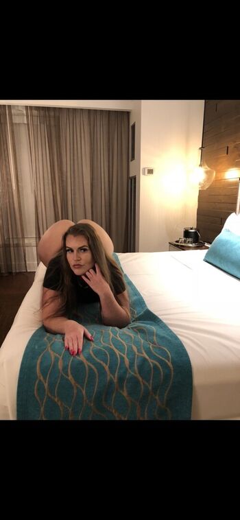 Full leaked Kayhillfashion private onlyfans photo