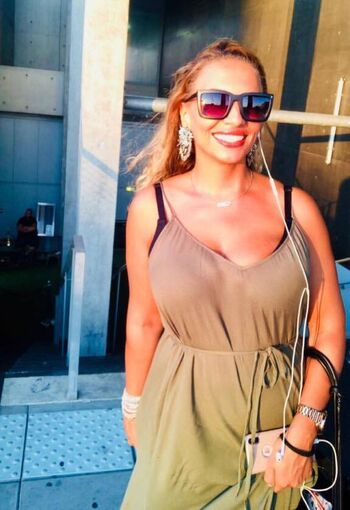 Kayna Samet