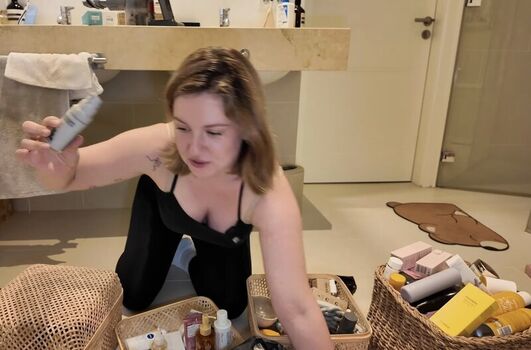 Full leaked Florence pugh / private onlyfans photo
