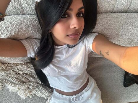 kelliexny