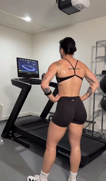 Full leaked Kelly matthews private onlyfans photo