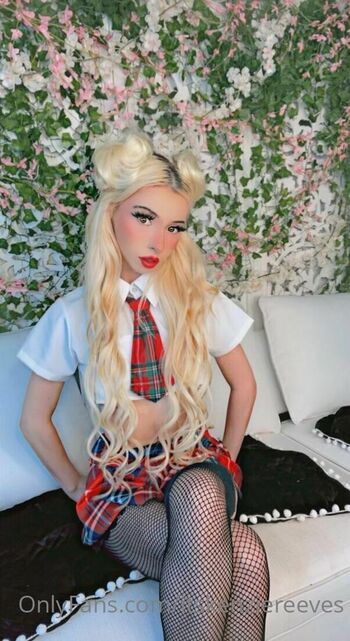 Kenzie Reeves