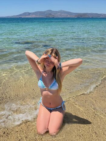 Kenzie Yolles