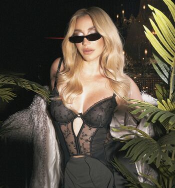 Full leaked Kesha  page private onlyfans photo