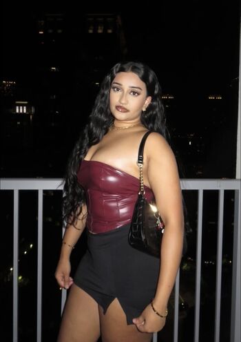 Full leaked Kharunyaas private onlyfans photo