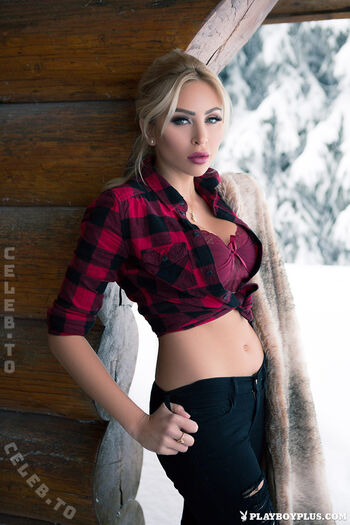 Full leaked Khloe terae page private onlyfans photo