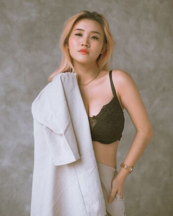 Full leaked Khosasih private onlyfans photo