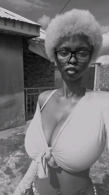 Kikiolaola