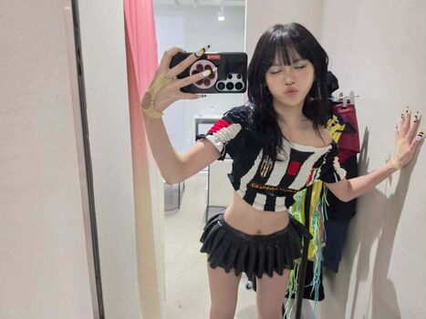Full leaked Kim chaewon private onlyfans photo