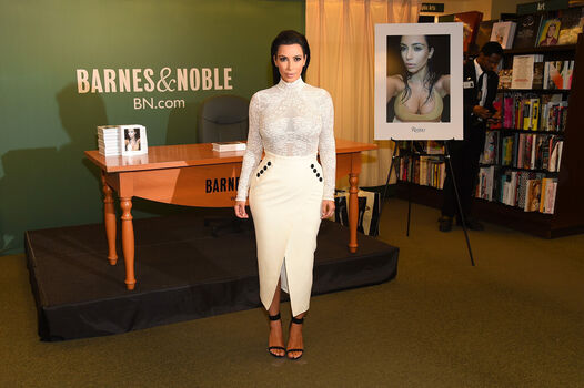 Full leaked Kim kardashian page private onlyfans photo