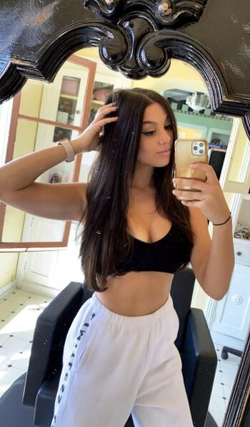 Kira Kosarin
